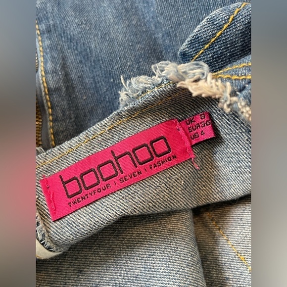 Boohoo Denim Skater Dress with Frayed Hem Size 4 - Picture 9 of 9